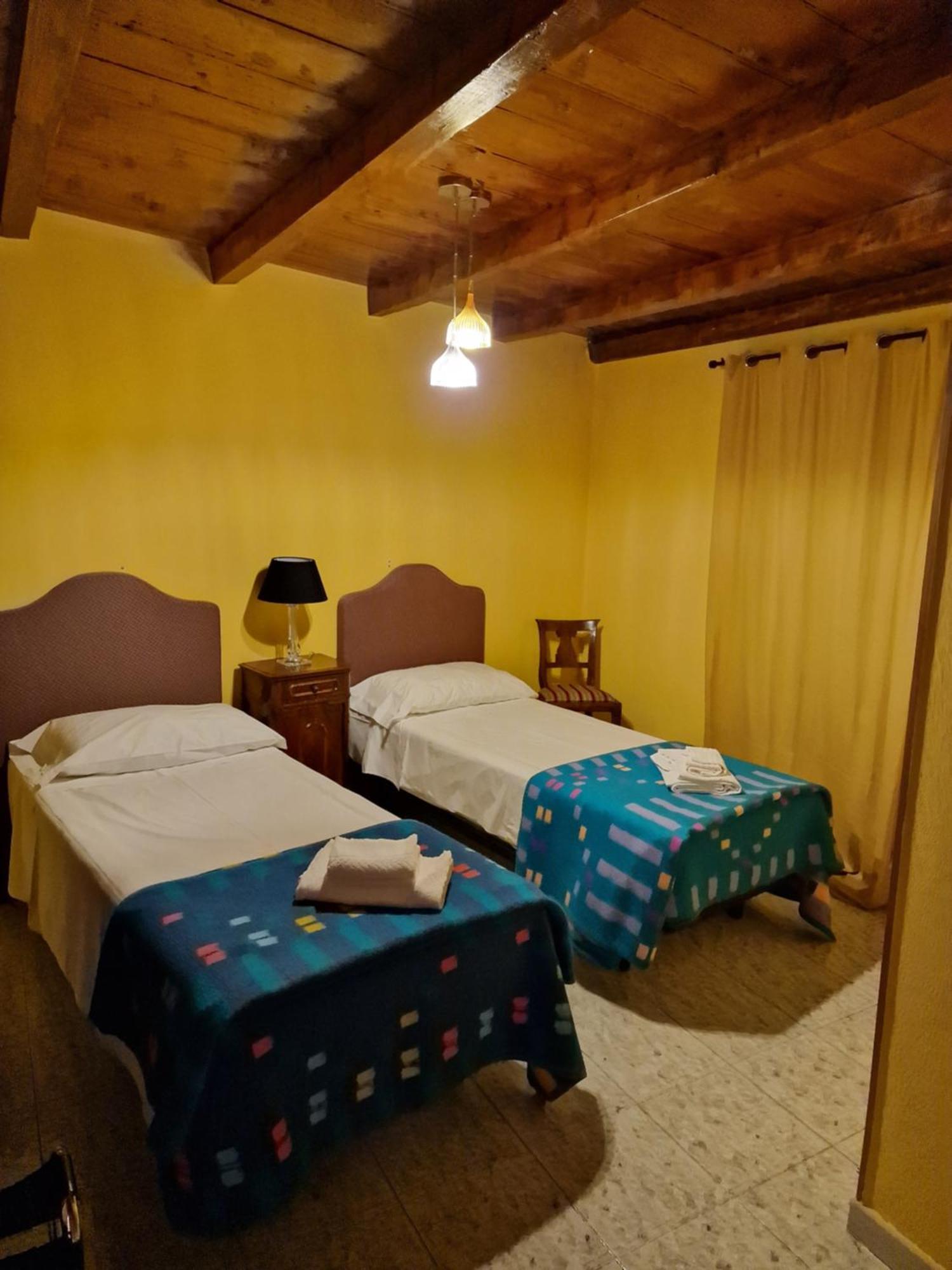 Locanda Al Centrale Caprino Veronese Eksteriør billede